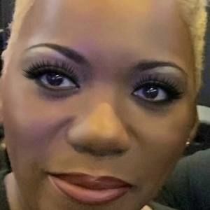 Meet your Posher, Monique